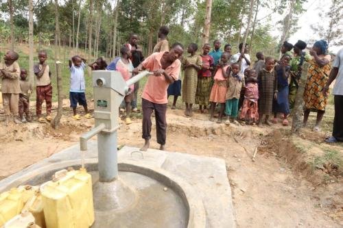 Water borehole in Kadusenyi